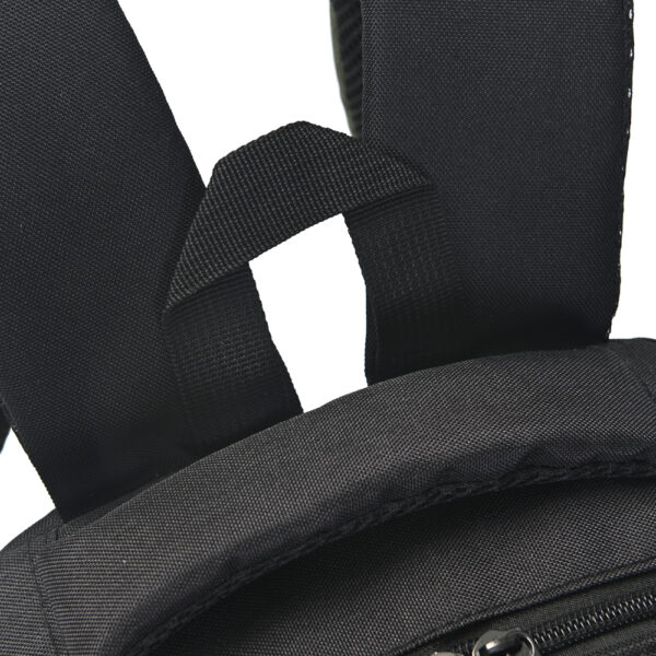 Mochila Urban  Mode con bolsillo portanotebook y recortes verde militar 46x32x18cm