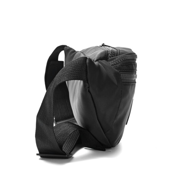 Riñonera Go Wanderlust de Nylon: Estilo, Comodidad y Seguridad
