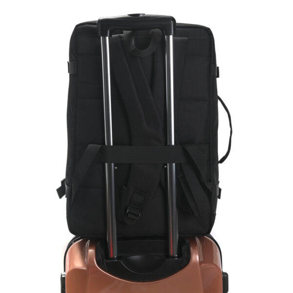 Mochila Travel Urban Mode 18 pulg   con amplio compartimento central